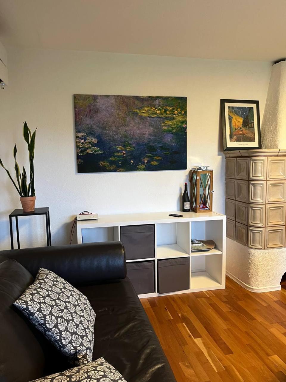 Gemuetliche 3 Zimmer Wohnung Mit Grosszuegiger Terrasse Im Gruenen Reutlingen Dış mekan fotoğraf